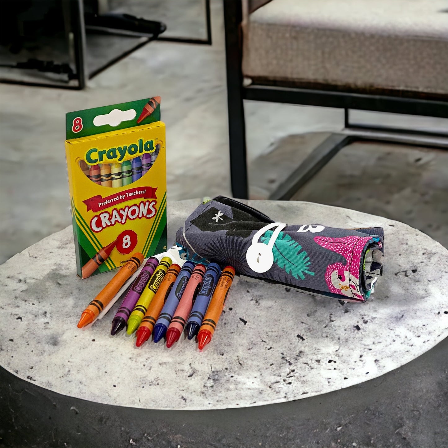 On The Go Crayons Caddy Holder roll up case color wraps, Perfect to Keep Your Kids Organized, Inspired, and Entertained -8 Crayons Included!