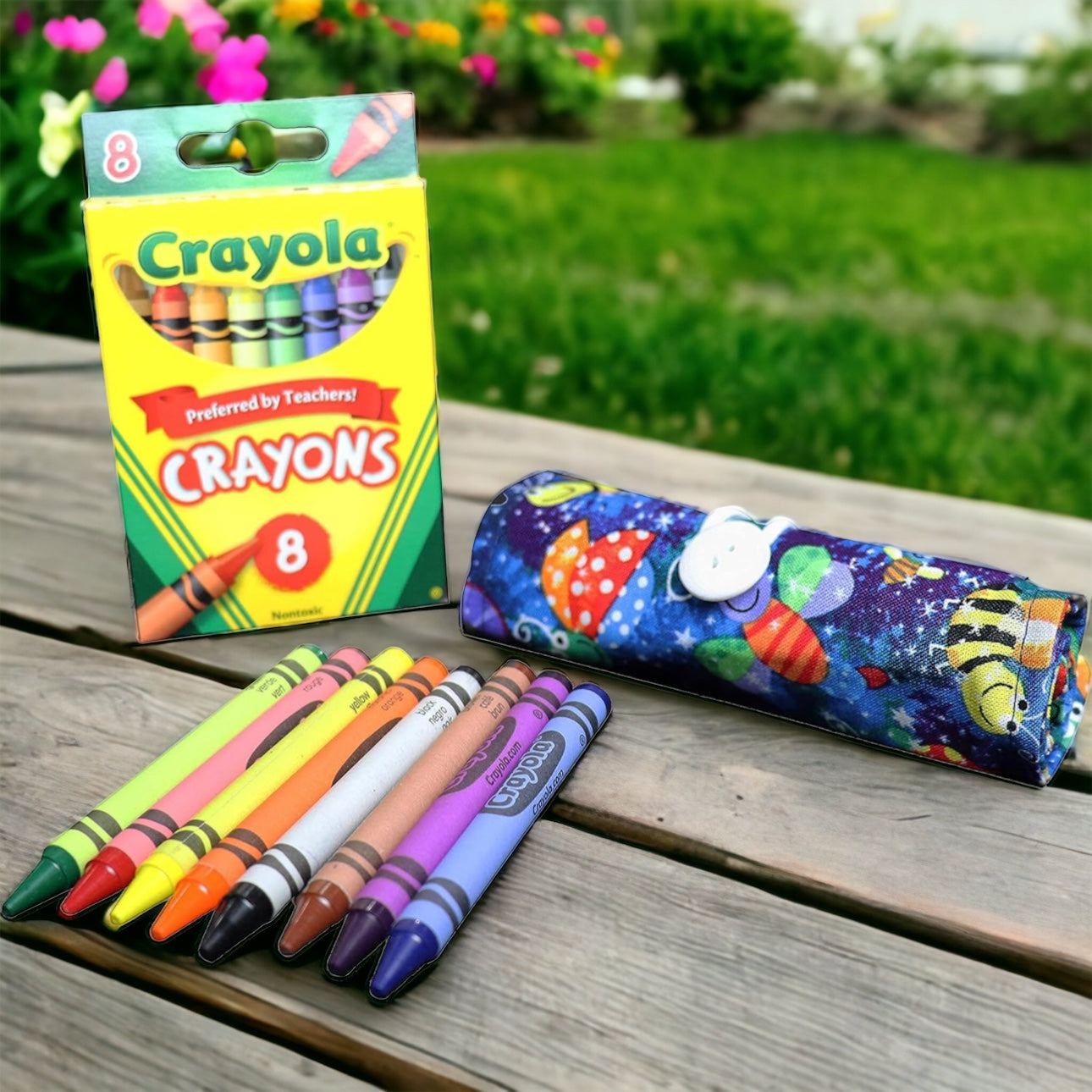 On The Go Crayons Caddy Holder roll up case color wraps, Perfect to Keep Your Kids Organized, Inspired, and Entertained -8 Crayons Included!